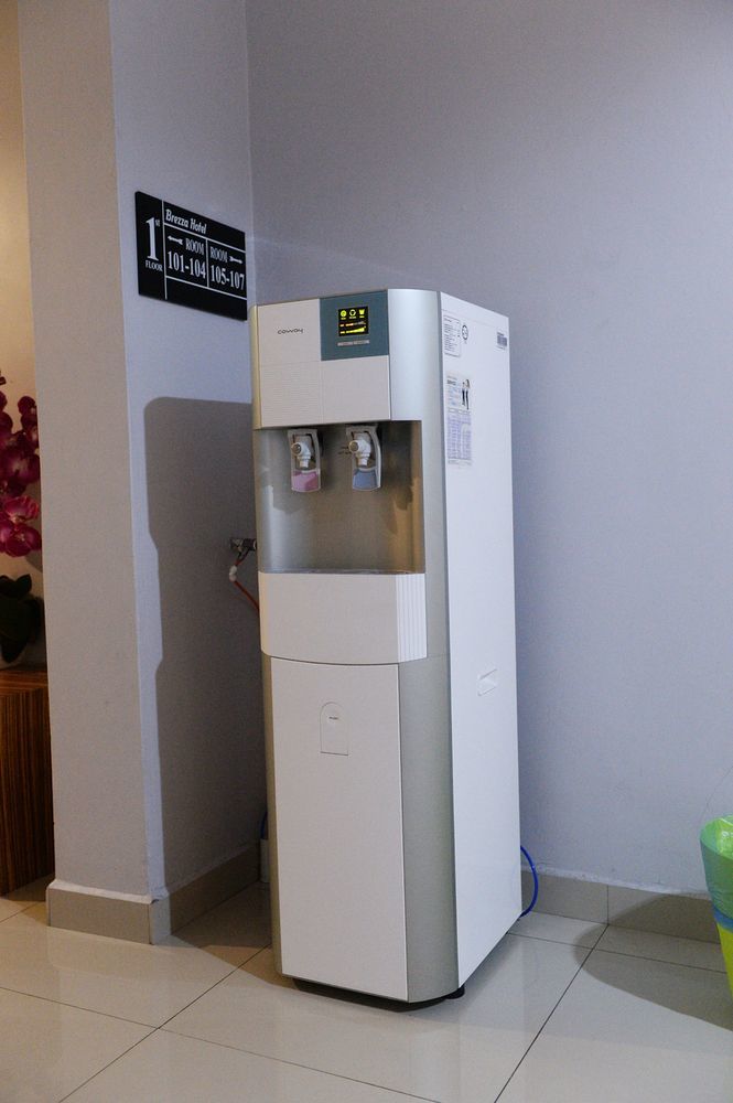 Brezza Hotel Lumut Esterno foto